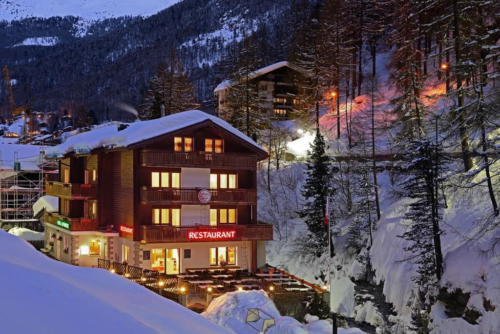 Отель Alpenrose Церматт Экстерьер фото